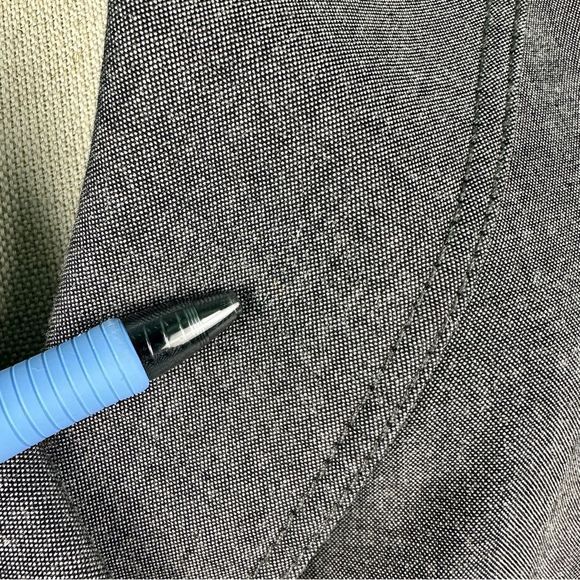 Tahari Gray 3 Button Blazer Size 14 Career Professional Collared Jacket - Picture 16 of 16